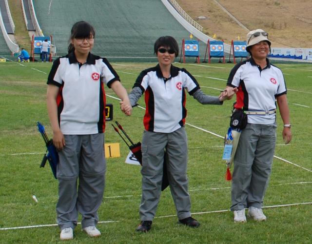 恭賀︰香港複合弓隊員於2012年亞洲射箭大獎賽第二站(哈薩克斯坦阿拉木圖)勇奪一金，三銀，二銅